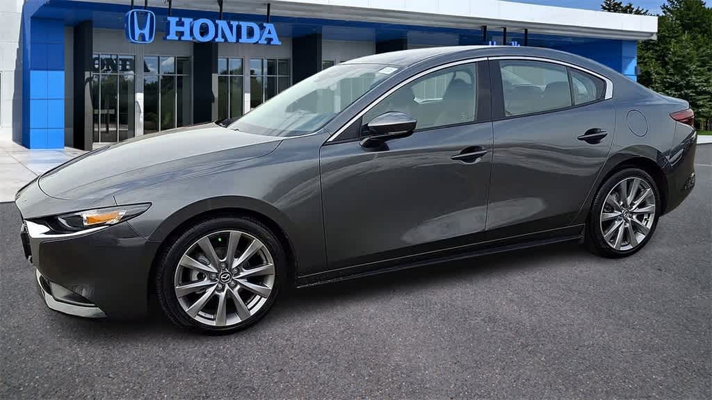 Thumbnail: 2022 Mazda Mazda3 - 4