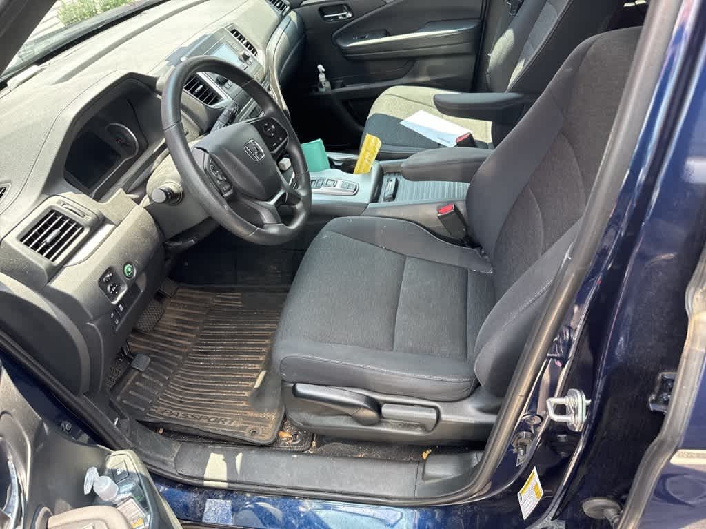 Thumbnail: 2019 Honda Passport - 9