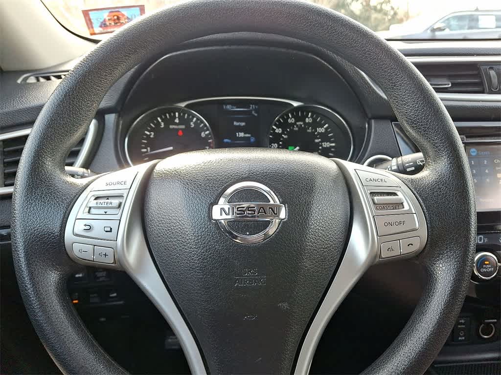 Thumbnail: 2016 Nissan Rogue - 17