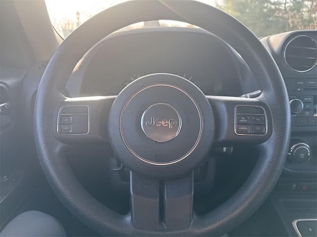 Thumbnail: 2013 Jeep Patriot - 9