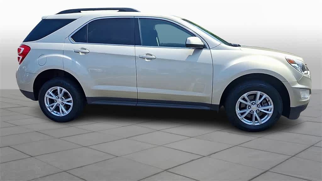 Thumbnail: 2016 Chevrolet Equinox - 9