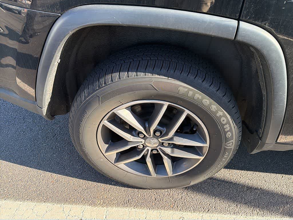 Thumbnail: 2018 Jeep Grand Cherokee - 9