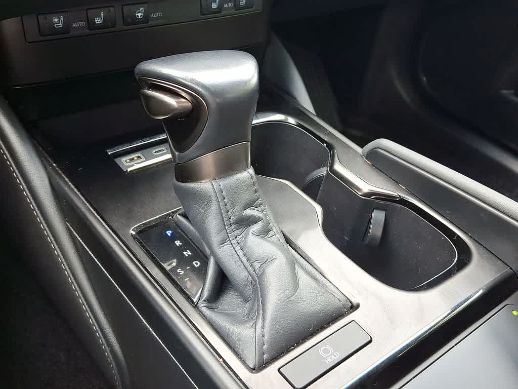 Thumbnail: 2023 Lexus ES - 12