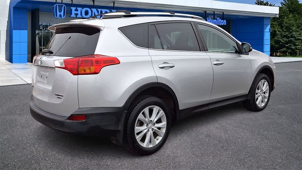 Thumbnail: 2015 Toyota RAV4 - 8