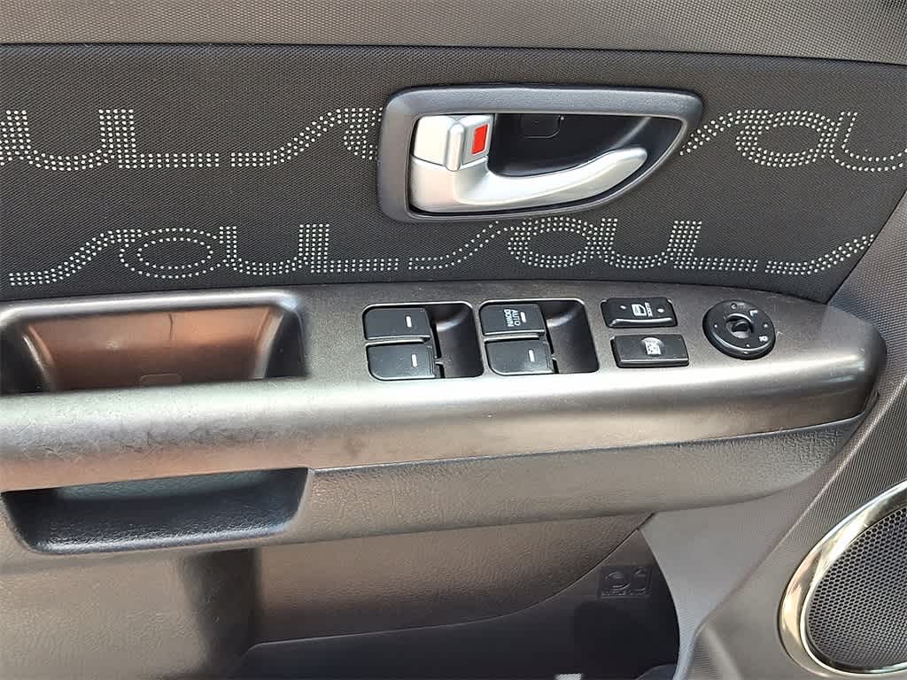 Thumbnail: 2012 Kia Soul - 2