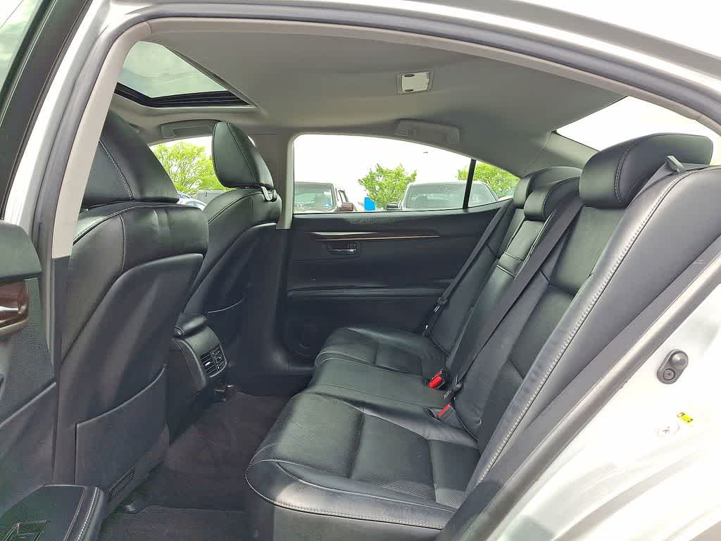 Thumbnail: 2014 Lexus ES - 20