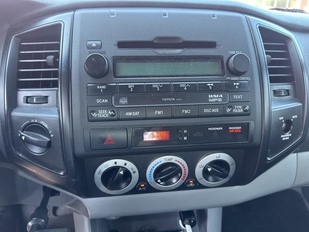 Thumbnail: 2009 Toyota Tacoma - 10
