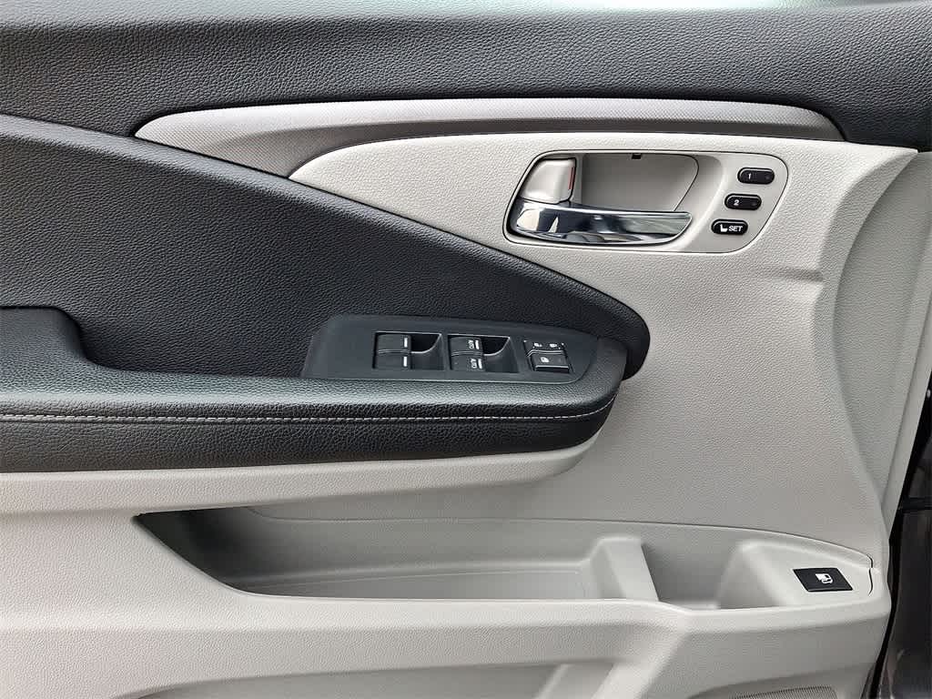 Thumbnail: 2023 Honda Ridgeline - 10