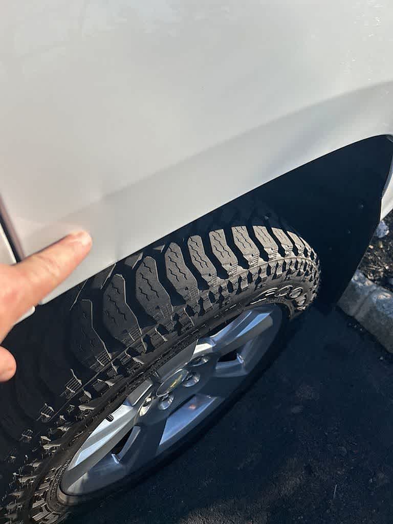 Thumbnail: 2017 Chevrolet Tahoe - 23