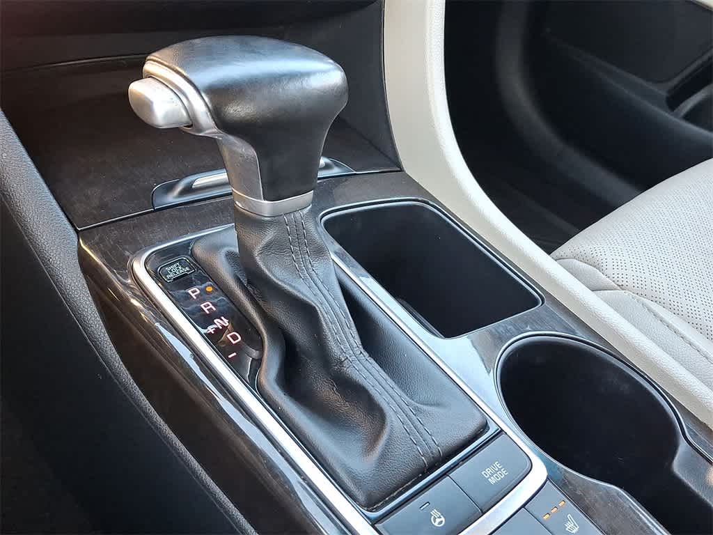 Thumbnail: 2017 Kia Optima - 12