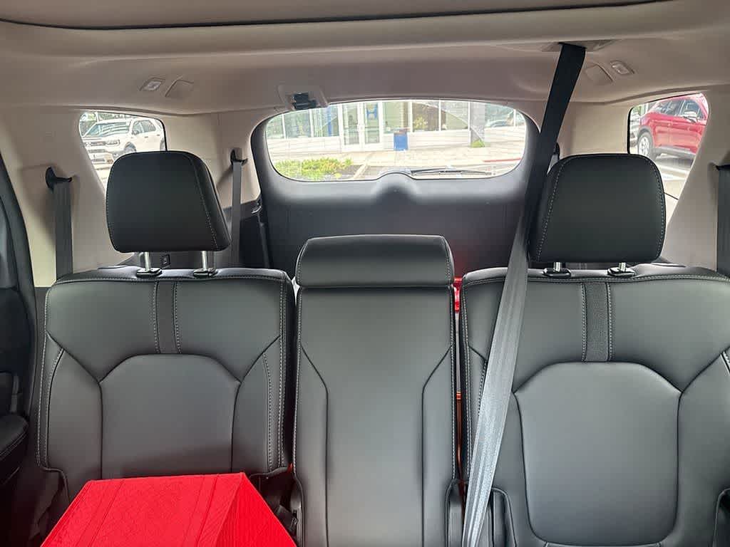 Thumbnail: 2023 Honda Pilot - 22