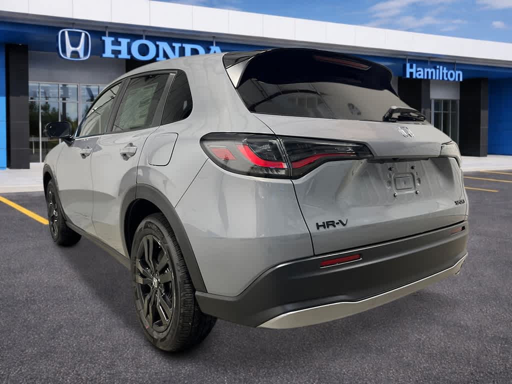 Thumbnail: 2027 Honda HR-V - 3