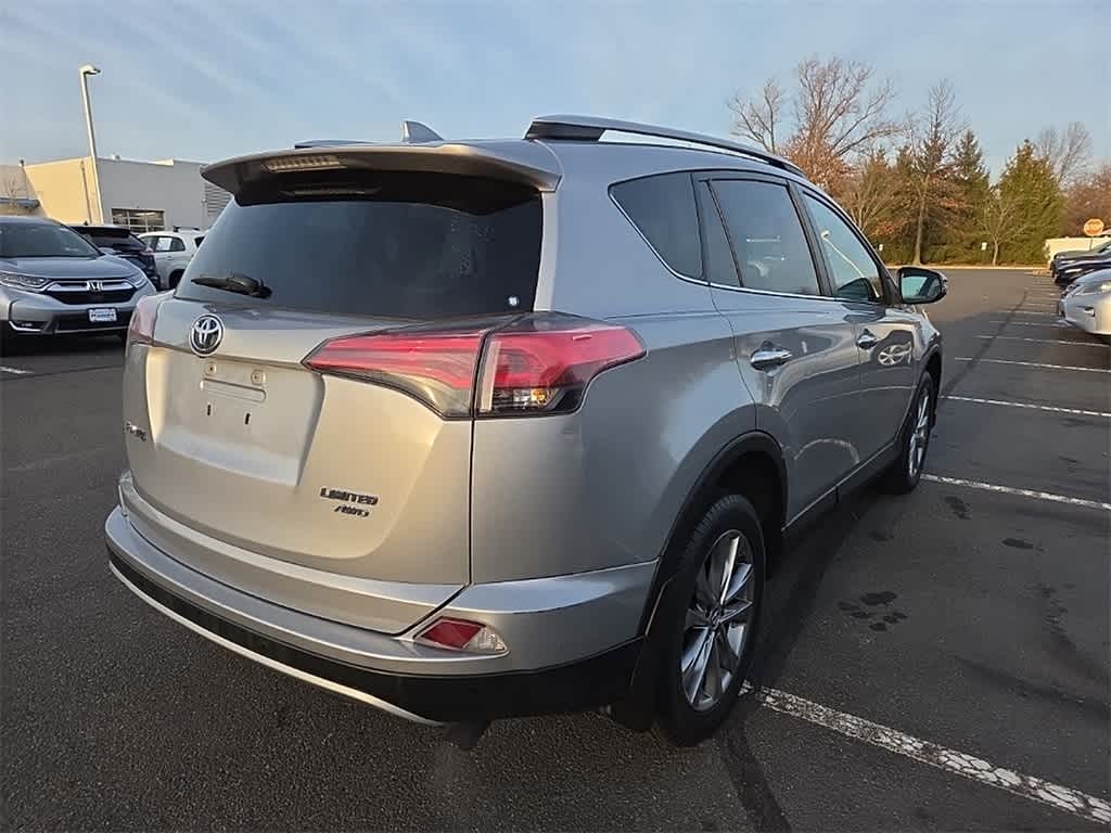 Thumbnail: 2016 Toyota RAV4 - 5