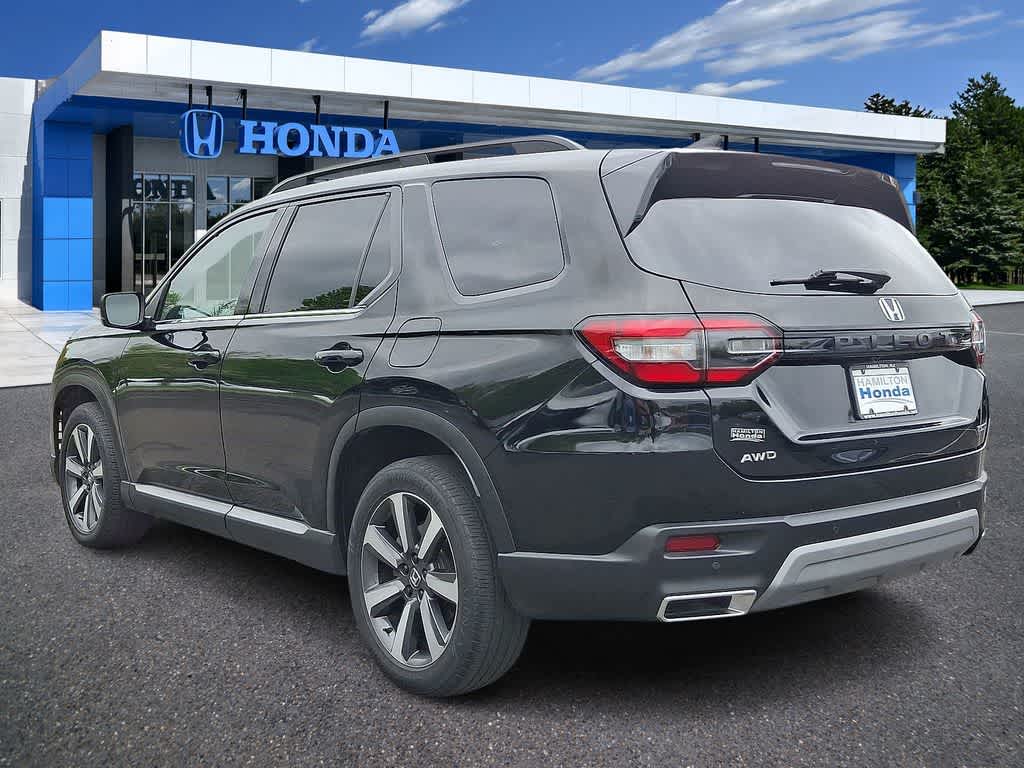 Thumbnail: 2023 Honda Pilot - 22