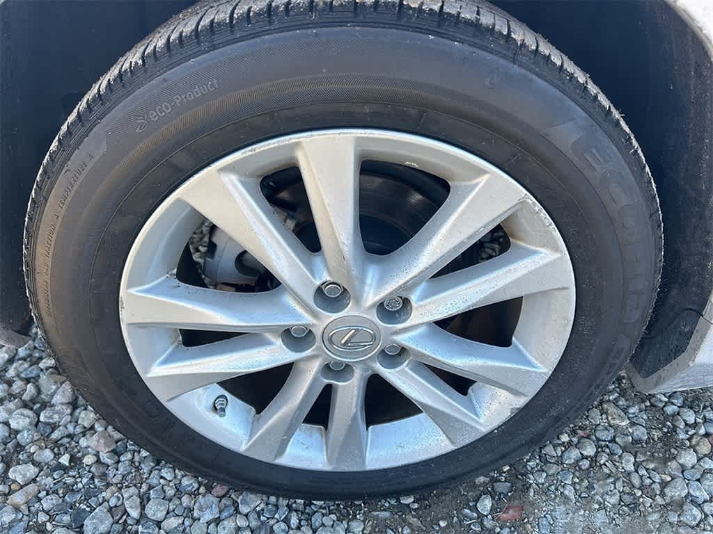 Thumbnail: 2011 Lexus ES - 10