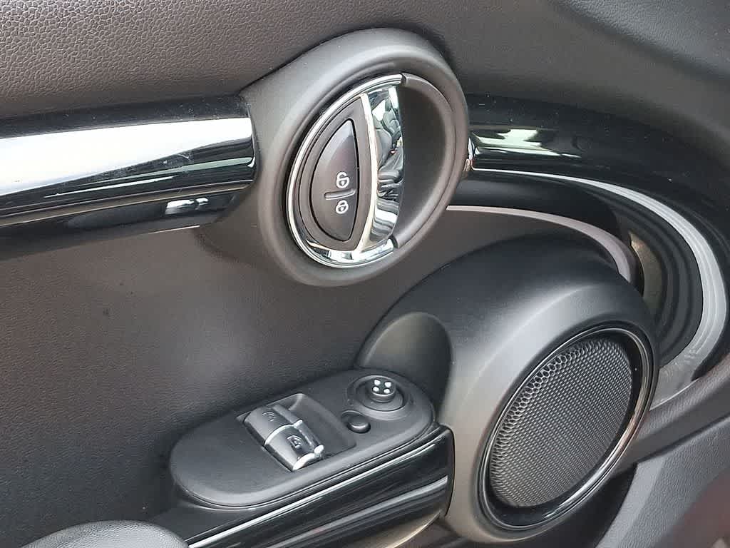 Thumbnail: 2023 MINI Cooper Hardtop - 10