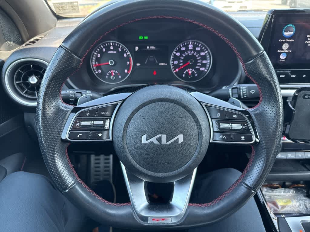 Thumbnail: 2022 Kia Forte - 10