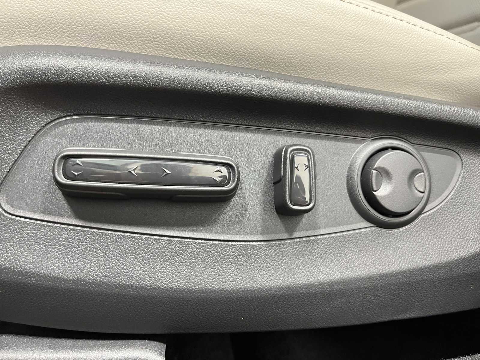 Thumbnail: 2026 Honda CR-V - 14