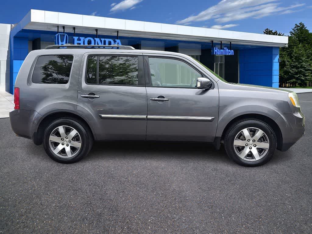 Thumbnail: 2014 Honda Pilot - 17