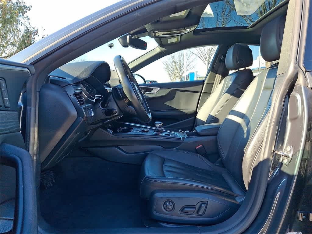 Thumbnail: 2019 Audi A5 - 11