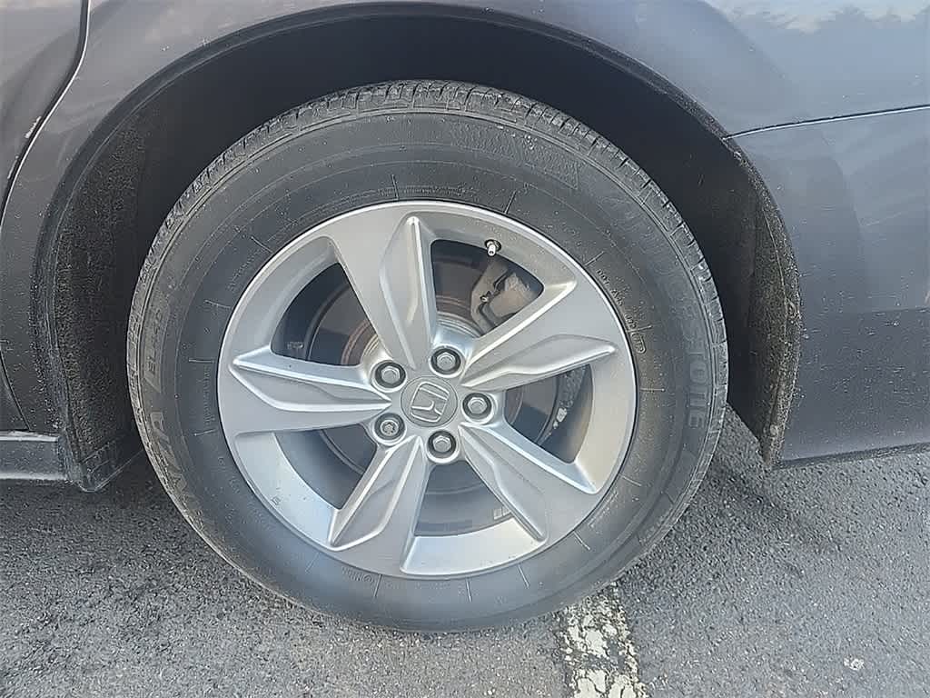 Thumbnail: 2018 Honda Odyssey - 7