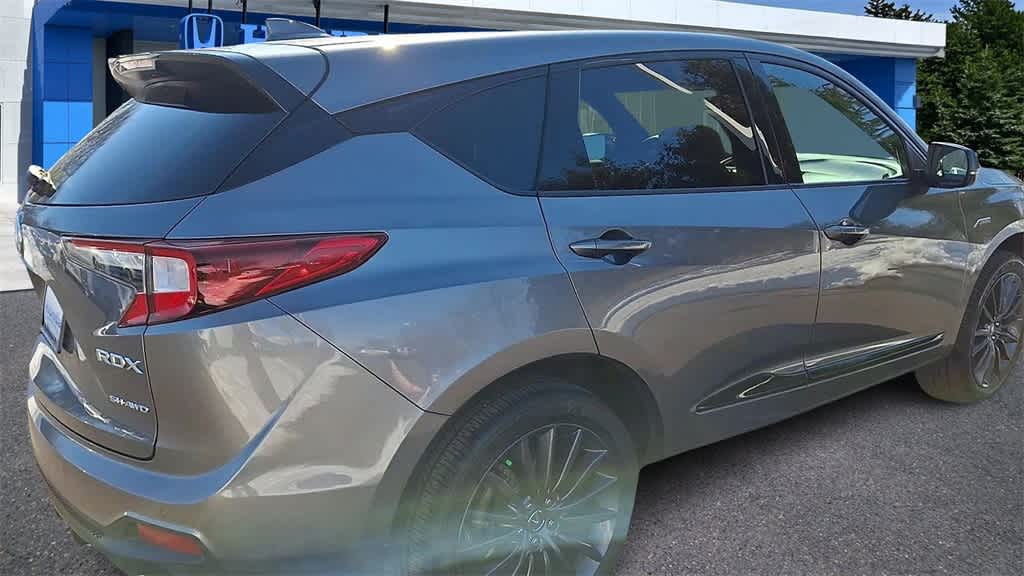 Thumbnail: 2022 Acura RDX - 8