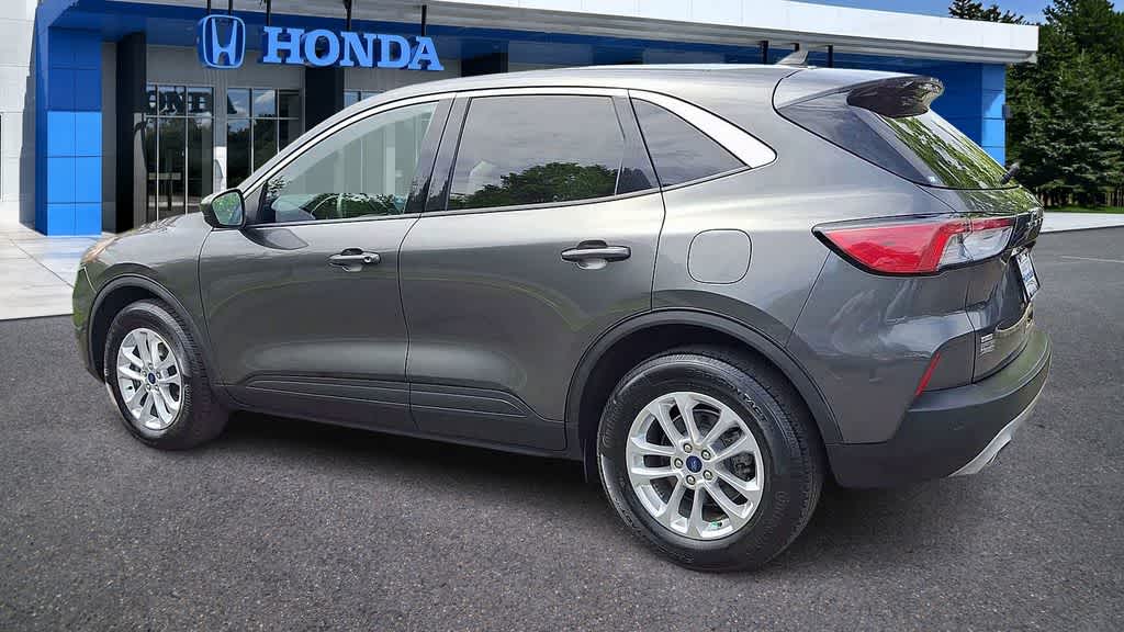 Thumbnail: 2020 Ford Escape - 6