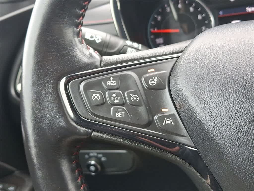 Thumbnail: 2022 Chevrolet Equinox - 16