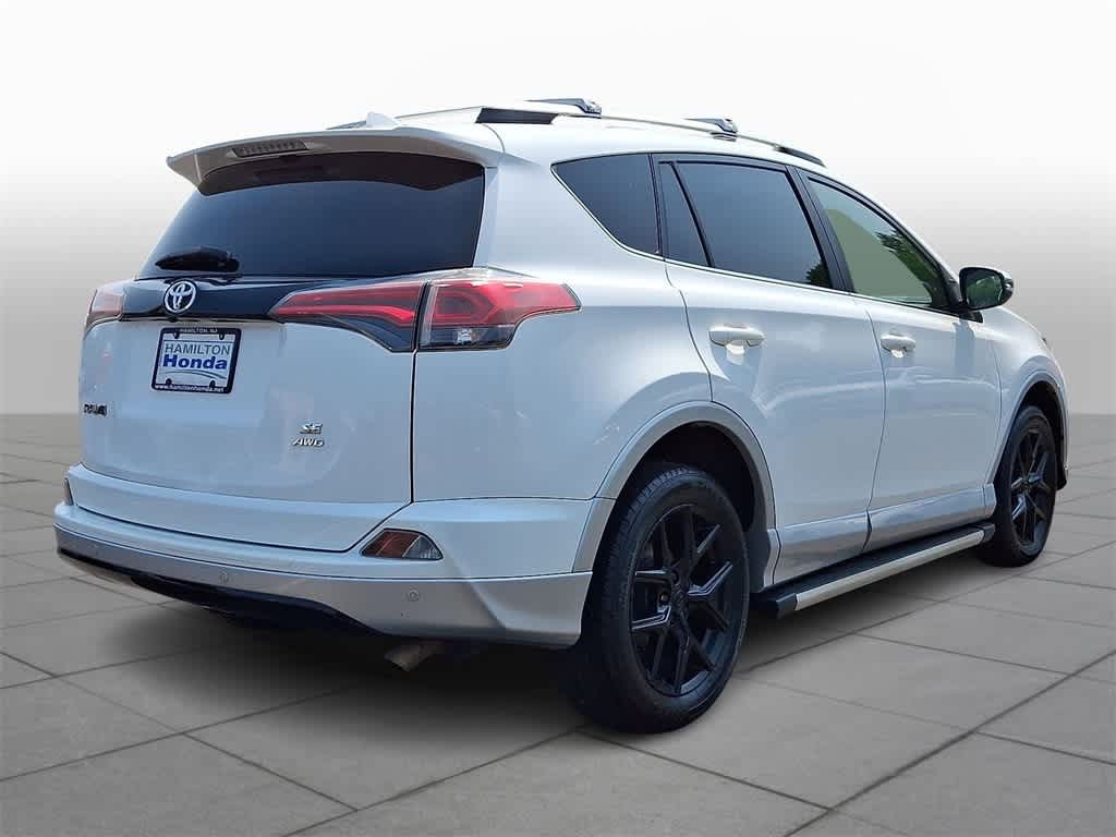 Thumbnail: 2016 Toyota RAV4 - 24