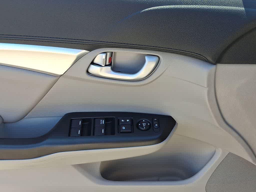 Thumbnail: 2015 Honda Civic - 10