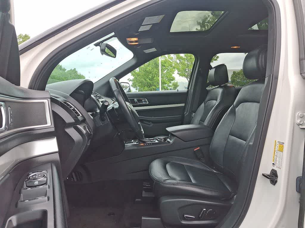 Thumbnail: 2017 Ford Explorer - 11