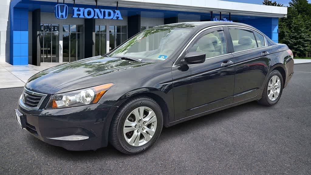 Thumbnail: 2010 Honda Accord - 4