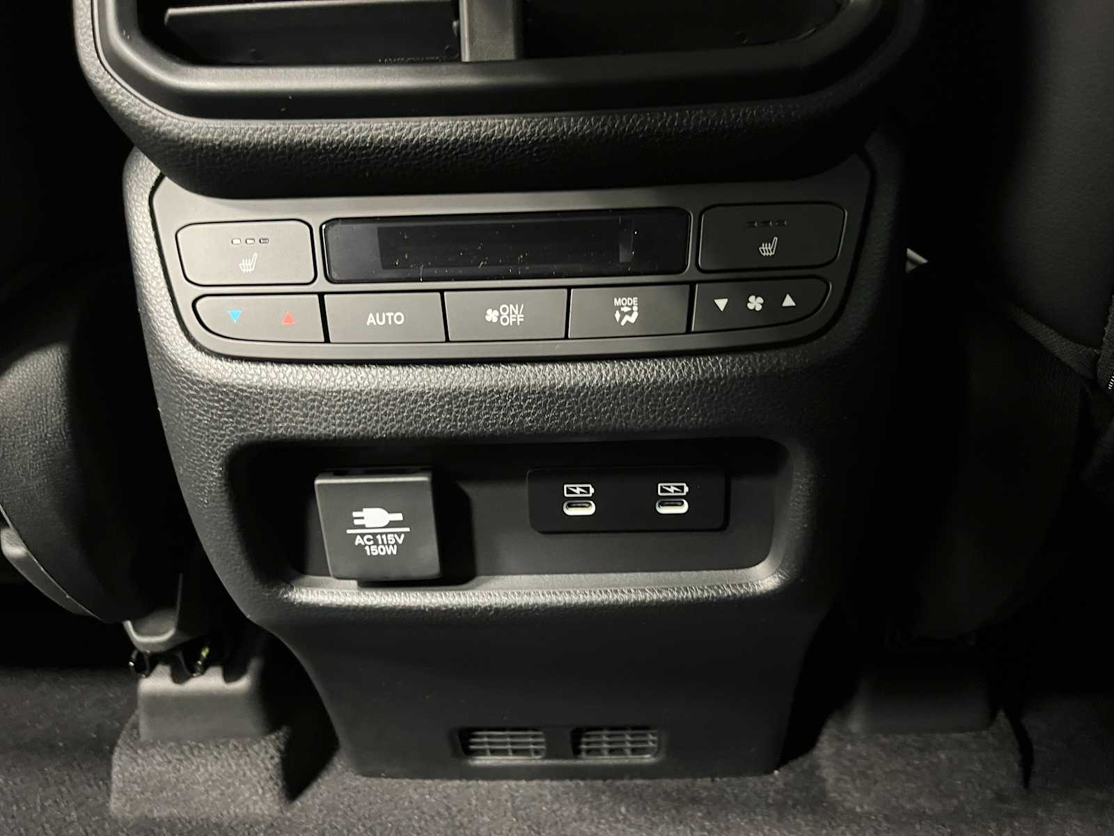 Thumbnail: 2026 Honda Pilot - 23