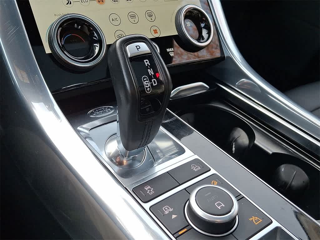 Thumbnail: 2022 Land Rover Range Rover Sport - 12