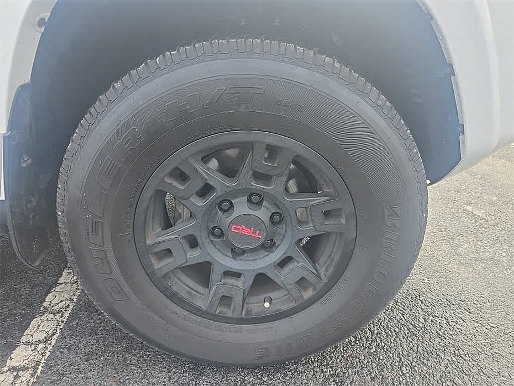 Thumbnail: 2023 Toyota 4Runner - 9