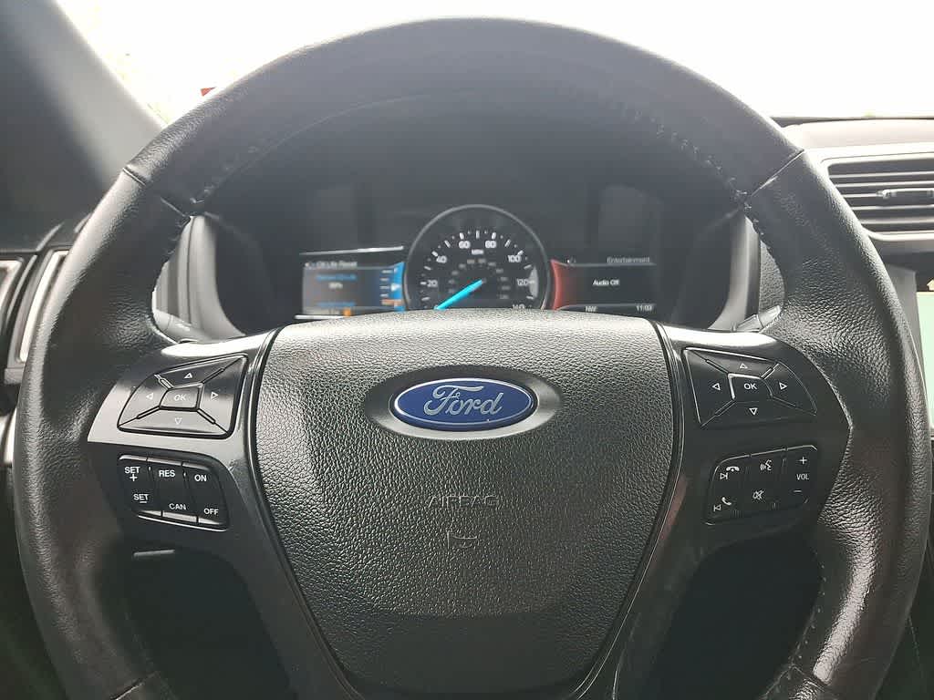 Thumbnail: 2017 Ford Explorer - 16