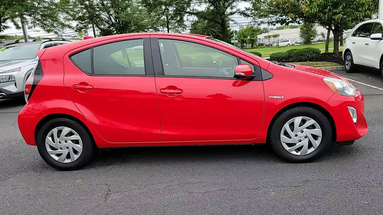 2015 Toyota Prius c Two 9