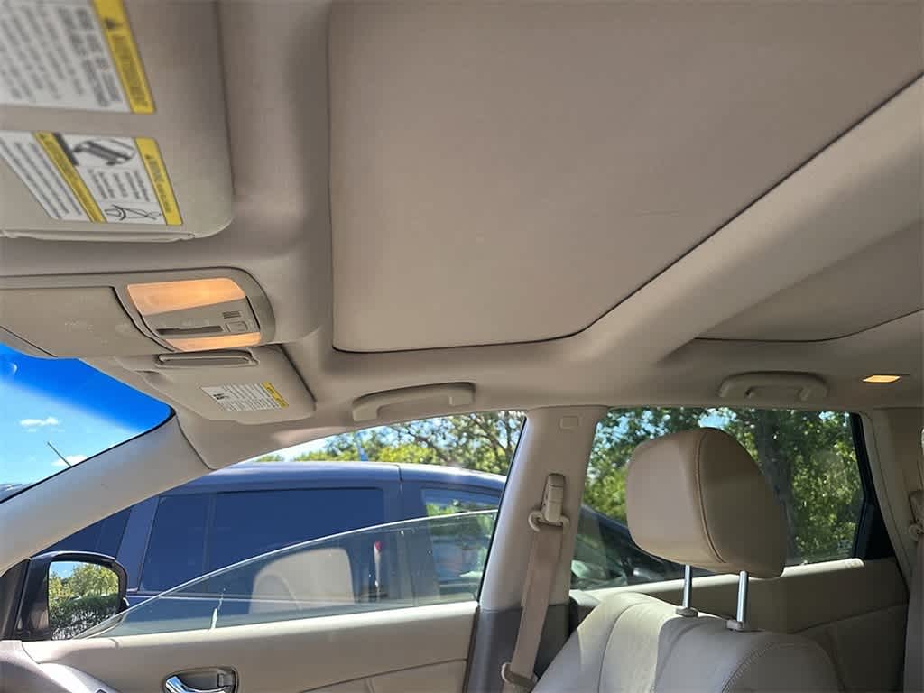 Thumbnail: 2012 Nissan Murano - 8