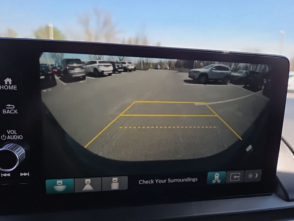 Thumbnail: 2024 Honda Pilot - 21