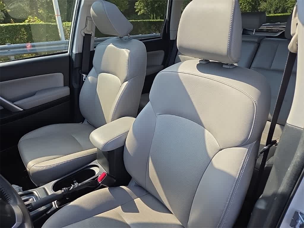 Thumbnail: 2016 Subaru Forester - 13