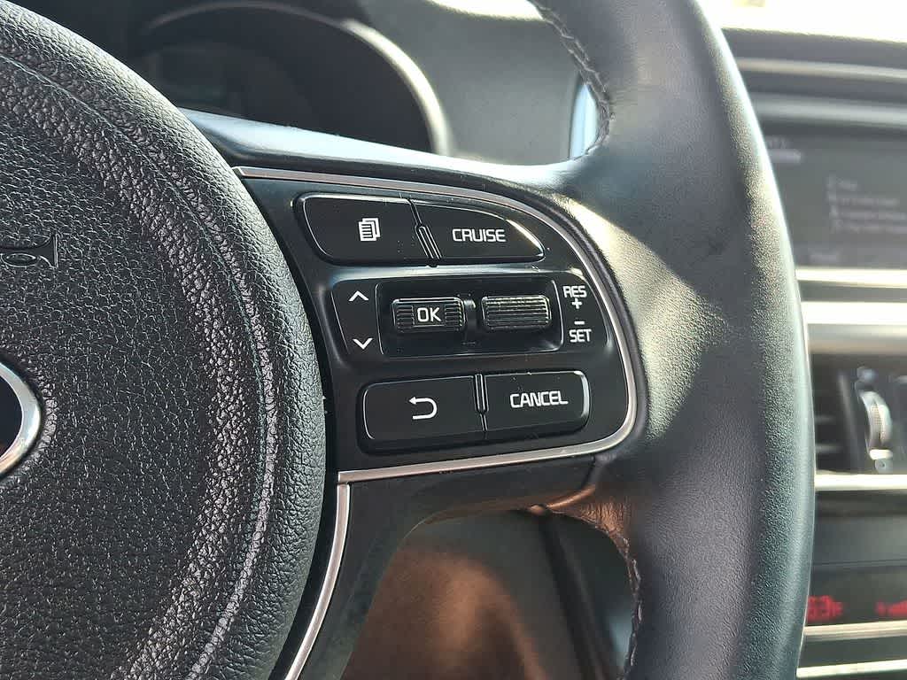 Thumbnail: 2016 Kia Optima - 16