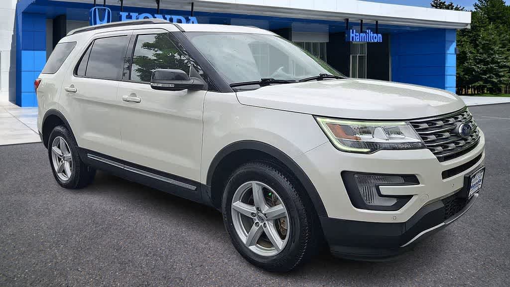 Thumbnail: 2017 Ford Explorer - 2