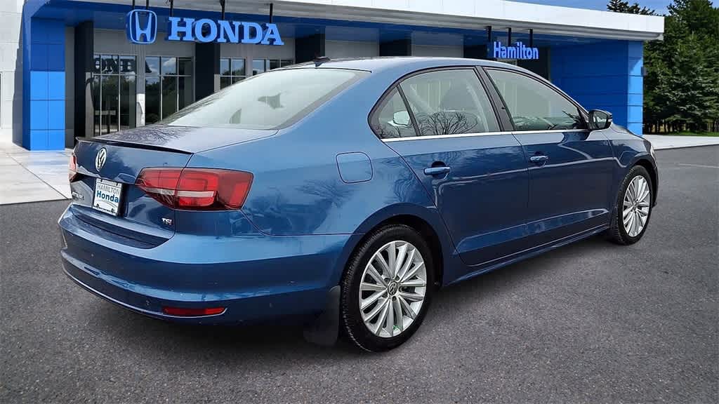 Thumbnail: 2016 Volkswagen Jetta - 8