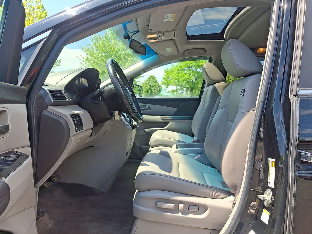 Thumbnail: 2013 Honda Odyssey - 11