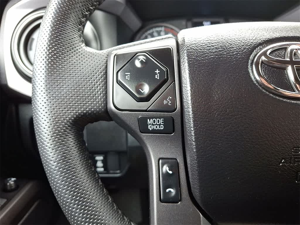 2021 Toyota Tacoma TRD Sport 17