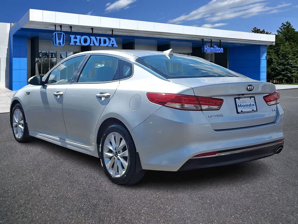 Thumbnail: 2016 Kia Optima - 20