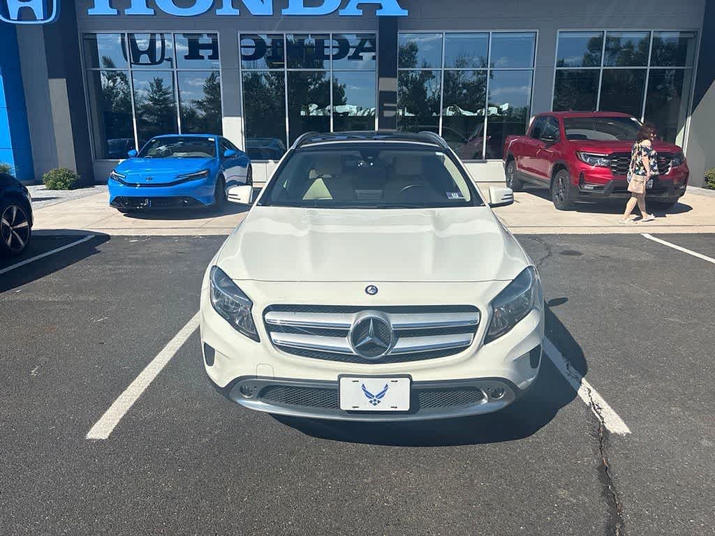 Thumbnail: 2016 Mercedes-Benz GLA - 11