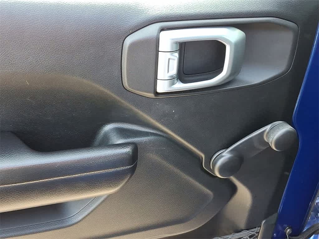 Thumbnail: 2018 Jeep Wrangler - 10