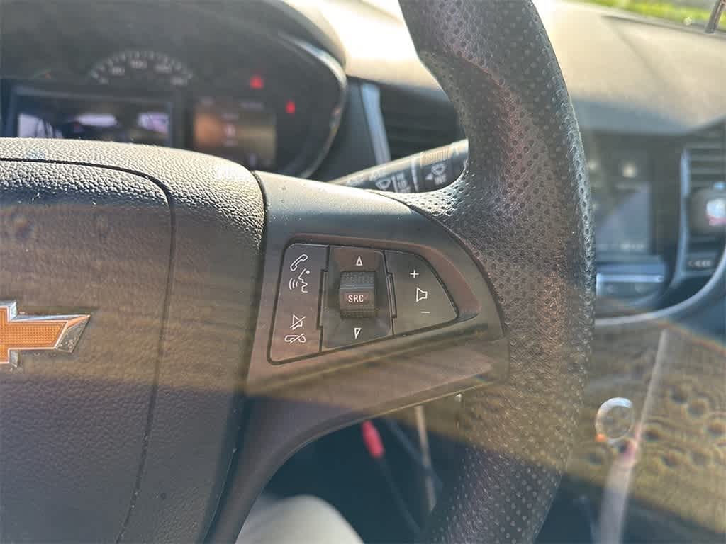 Thumbnail: 2019 Chevrolet Trax - 10