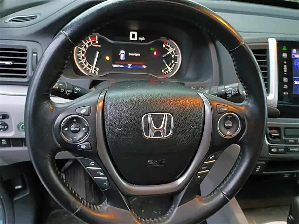 Thumbnail: 2016 Honda Pilot - 11